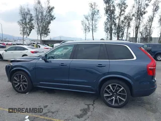 2022 Volvo XC90 Momentum with VIN YV4A22PKXN1817816, listed as a IAAI auction lot 41461524 with 48,048 mi miles. Bid and sale history available at carsss.com. Image 14.