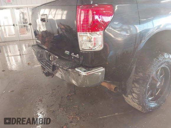 2012 Toyota Tundra 4WD Truck LTD with VIN 5TFHW5F13CX224454, listed as a IAAI auction lot 41176337 with 1 mi miles. Bid and sale history available at carsss.com. Image 14.