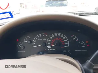 2002 Ford Explorer Eddie Bauer с VIN 1FMZU64E12ZB38127, выставлен на аукционе IAAI как лот 42103590 с пробегом 214 100 миль миль и . История ставок и продаж доступна на DreamBid. Изображение 7.
