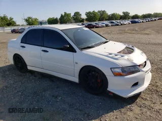 2005 Mitsubishi Lancer z VIN JA3AH36D85U043623, wystawiony jako Copart lot #52597975 z przebiegiem 171 445 mil mil oraz Czysty tytuł • Clean title. Historia ofert i sprzedaży dostępna na DreamBid. Obrazek 4.