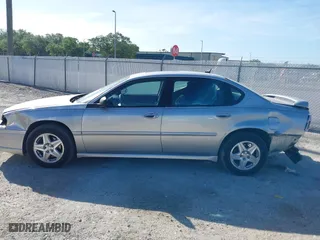 2005 Chevrolet Impala LS with VIN 2G1WH55K659270124, listed as a IAAI auction lot 41948524 with 171,911 mi miles. Bid and sale history available at carsss.com. Image 15.