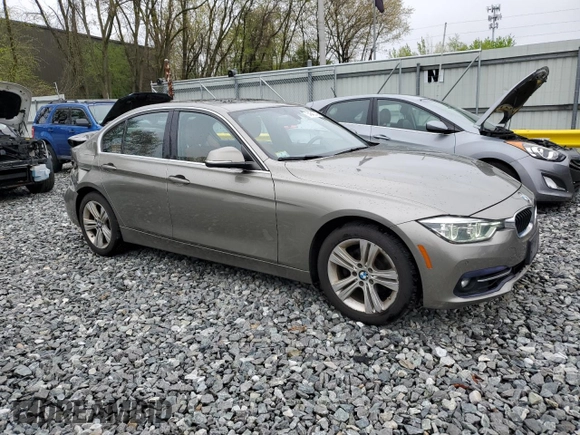 2017 BMW 3 Series 330i xDrive z VIN WBA8D9G50HNU59764, wystawiony jako Copart lot #54645245 z przebiegiem 88 442 mil mil oraz Szkoda całkowita • Salvage title. Historia ofert i sprzedaży dostępna na DreamBid. Obrazek 4.