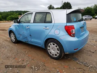 2014 Scion xD with VIN JTKKUPB42E1040760, listed as a Copart auction lot 58491925 with 174,777 mi miles and Salvage title. Bid and sale history available at DreamBid. Image 2.