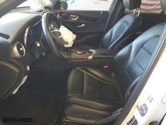 2019 Mercedes-Benz GLC with VIN WDC0G4KB3KF570747, listed as a Copart auction lot 48376425 with NaN miles and Clean Title. Bid and sale history available at carsss.com. Image 7.