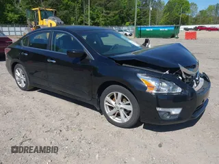 2015 Nissan Altima 2.5 S with VIN 1N4AL3AP3FC191984, listed as a IAAI auction lot 42017225 with 103,086 mi miles. Bid and sale history available at carsss.com. Image 1.