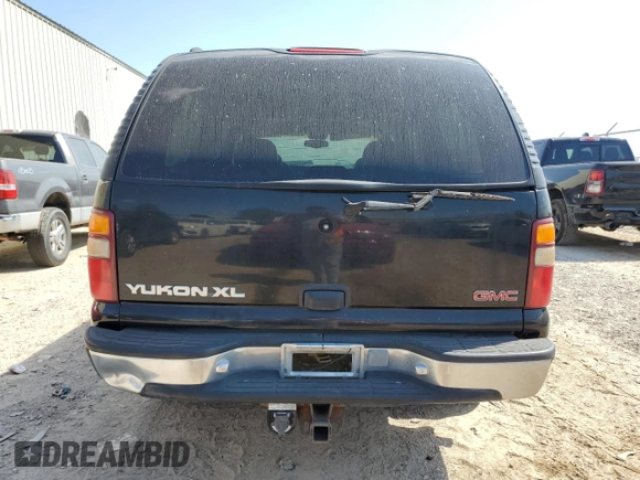 2001 GMC Yukon XL SLT with VIN 3GKGK26G51G254412, listed as a Copart auction lot 71555514 with 152,139 mi miles and Clean Title. Bid and sale history available at carsss.com. Image 6.