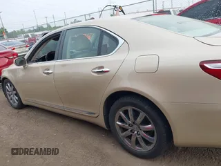 2007 Lexus LS 460 with VIN JTHBL46F775033849, listed as a IAAI auction lot 42426122 with 255,911 mi miles and . Bid and sale history available at DreamBid. Image 15.