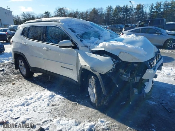 2020 Jeep Compass Latitude with VIN 3C4NJDBB9LT112280, listed as a IAAI auction lot 41618866 with NaN miles. Bid and sale history available at carsss.com. Image 1.