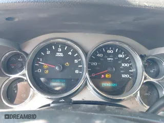 2007 Chevrolet Silverado 1500 LTZ with VIN 3GCEK13MX7G555225, listed as a IAAI auction lot 41771999 with 259,736 mi miles. Bid and sale history available at carsss.com. Image 7.