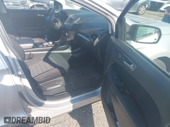 2019 Ford Edge SE with VIN 2FMPK3G98KBC64840, listed as a IAAI auction lot 42552435 with 70,391 mi miles and . Bid and sale history available at DreamBid. Image 5.