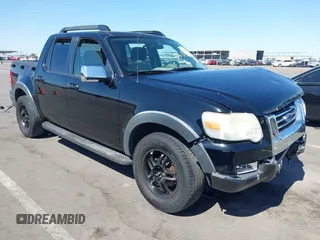 2007 Ford Explorer Sport Trac XLT z VIN 1FMEU31KX7UB62700, wystawiony jako IAAI lot #42344143 z przebiegiem 169 588 mil mil oraz . Historia ofert i sprzedaży dostępna na DreamBid. Obrazek 1.