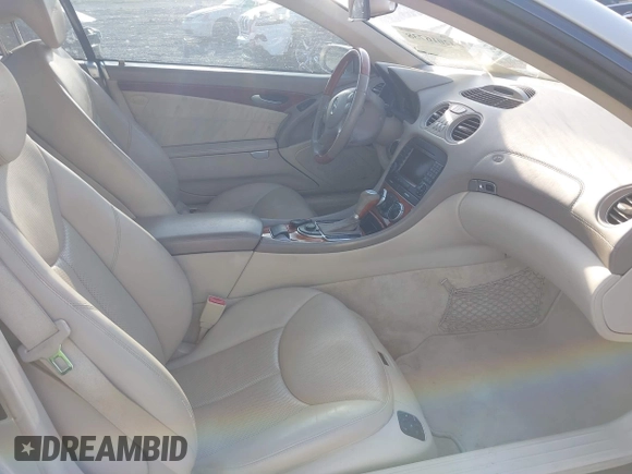 2005 Mercedes-Benz SL with VIN WDBSK76F45F101178, listed as a IAAI auction lot 42016738 with 117,752 mi miles and . Bid and sale history available at DreamBid. Image 5.