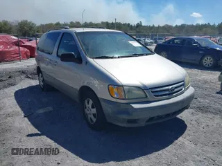 2002 Toyota Sienna CE with VIN 4T3ZF19C92U435896, listed as a IAAI auction lot 41822799 with 201,238 mi miles. Bid and sale history available at carsss.com. Image 1.