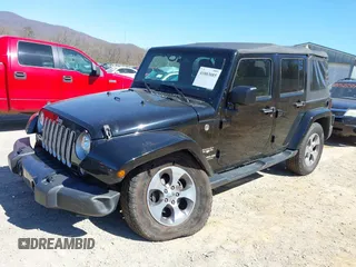 2017 Jeep Wrangler Unlimited Sahara with VIN 1C4BJWEG4HL605843, listed as a IAAI auction lot 41883085 with 93,752 mi miles. Bid and sale history available at carsss.com. Image 6.