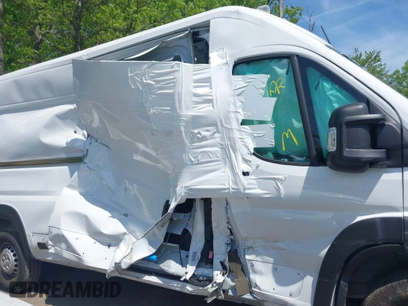 2025 Ram ProMaster Cargo Tradesman with VIN 3C6MRVJG5SE509714, listed as a IAAI auction lot 42140822 with Not Provided miles and . Bid and sale history available at DreamBid. Image 12.