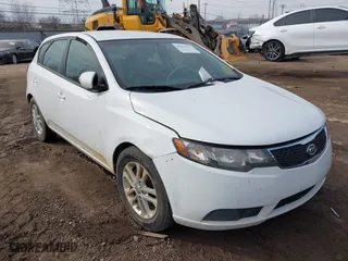 2012 Kia Forte 5-Door EX with VIN KNAFU5A2XC5568417, listed as a IAAI auction lot 41679111 with 229,584 mi miles. Bid and sale history available at carsss.com. Image 1.