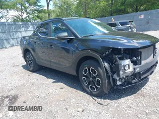 2022 Hyundai Santa Cruz SEL with VIN 5NTJCDAEXNH002928, listed as a IAAI auction lot 42660628 with 21,336 mi miles and . Bid and sale history available at DreamBid. Image 1.