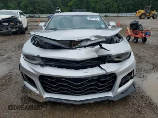 2016 Chevrolet Camaro 2SS with VIN 1G1FH1R71G0121101, listed as a Copart auction lot 55875265 with 147,180 mi miles and Salvage title. Bid and sale history available at DreamBid. Image 5.