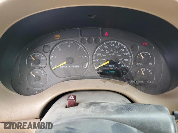 1999 Chevrolet Blazer Trailblazer z VIN 1GNDT13W2X2130625, wystawiony jako Copart lot #50596885 z przebiegiem 187 444 mil mil oraz Czysty tytuł • Clean title. Historia ofert i sprzedaży dostępna na DreamBid. Obrazek 9.