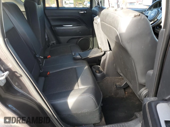 2015 Jeep Compass Latitude with VIN 1C4NJCEBXFD274712, listed as a Copart auction lot 41638375 with 142,684 mi miles and Salvage Title. Bid and sale history available at carsss.com. Image 10.