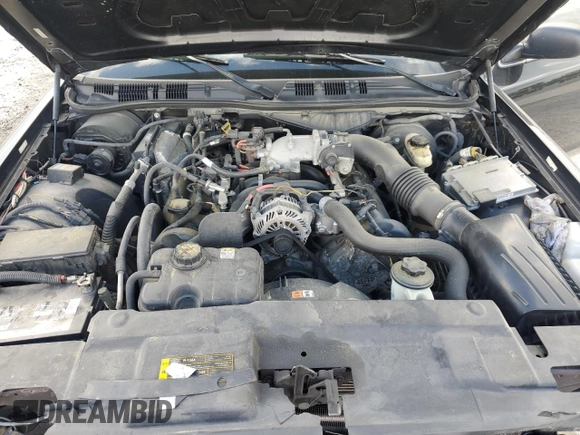 2011 Ford Police Interceptor z VIN 2FABP7BV0BX112023, wystawiony jako Copart lot #56831105 z przebiegiem 182 338 mil mil oraz Szkoda całkowita • Salvage title. Historia ofert i sprzedaży dostępna na DreamBid. Obrazek 11.