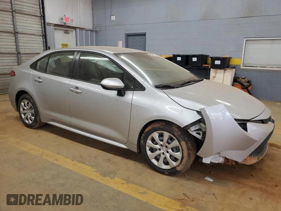 2022 Toyota Corolla LE with VIN JTDEPMAE6NJ204273, listed as a Copart auction lot 46590455 with 70,088 mi miles and Salvage Title. Bid and sale history available at DreamBid. Image 4.