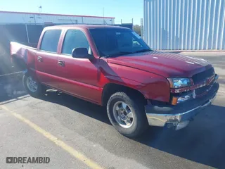 2004 Chevrolet Silverado 1500 Crew Cab LS with VIN 2GCEC13T641366709, listed as a IAAI auction lot 41175812 with 228,739 mi miles. Bid and sale history available at carsss.com. Image 1.