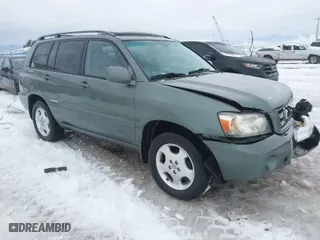 2007 Toyota Highlander w/3rd Row with VIN JTEEP21AX70212026, listed as a IAAI auction lot 41246120 with 196,319 mi miles. Bid and sale history available at carsss.com. Image 1.