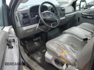 2006 Ford F-350 with VIN 1FDWF36P26EA76289, listed as a Copart auction lot 73438274 with 37,729 mi miles and Clean title. Bid and sale history available at DreamBid. Image 8.