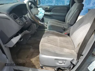 2000 Toyota Sienna LE with VIN 4T3ZF13C1YU267463, listed as a Copart auction lot 71667624 with 0 mi miles and Salvage Title. Bid and sale history available at carsss.com. Image 7.