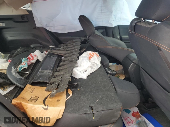 2020 Subaru Crosstrek Premium z VIN JF2GTAEC0L8260887, wystawiony jako Copart lot #56935955 z przebiegiem Nie podano mil oraz Nie do naprawy • Non repairable. Historia ofert i sprzedaży dostępna na DreamBid. Obrazek 11.