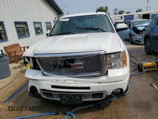 2008 GMC Sierra Denali z VIN 2GTEK638081191312, wystawiony jako Copart lot #63516914 z przebiegiem 261 810 mil mil oraz Szkody całkowita. Historia ofert i sprzedaży dostępna na DreamBid. Obrazek 5.