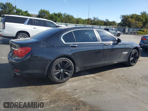 2012 BMW 7 Series 750Li xDrive с VIN WBAKC8C50CC435719, выставлен на аукционе Copart как лот 50041005 с пробегом 78 482 миль миль и Списание • Salvage title. История ставок и продаж доступна на DreamBid. Изображение 3.