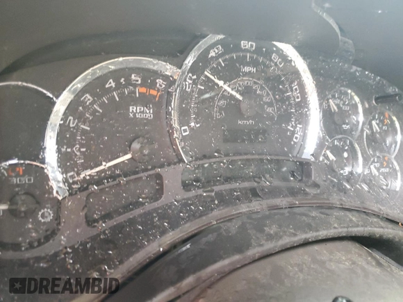 2005 Cadillac Escalade z VIN 1GYEK63N95R206182, wystawiony jako Copart lot #53467185 z przebiegiem Nie podano mil oraz Nie do naprawy • Non repairable. Historia ofert i sprzedaży dostępna na DreamBid. Obrazek 9.