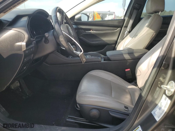 2021 Mazda Mazda3 Sedan 2.5 S Select Sport with VIN 3MZBPABM0MM205621, listed as a Copart auction lot 45169665 with 59,581 mi miles and Salvage Title. Bid and sale history available at carsss.com. Image 7.