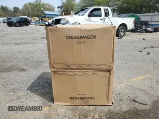 2023 Volkswagen Atlas SEL Premium R-Line z VIN 1V2FR2CA8PC549940, wystawiony jako Copart lot #50596565 z przebiegiem 19 750 mil mil oraz Szkoda całkowita • Salvage title. Historia ofert i sprzedaży dostępna na DreamBid. Obrazek 13.