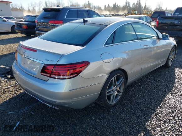 2014 Mercedes-Benz E 350 with VIN WDDKJ8JB5EF266127, listed as a IAAI auction lot 41413588 with 115,208 mi miles and . Bid and sale history available at DreamBid. Image 4.