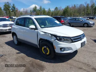 2016 Volkswagen Tiguan S z VIN WVGBV7AXXGW507473, wystawiony jako IAAI lot #42065598 z przebiegiem 103 573 mil mil oraz . Historia ofert i sprzedaży dostępna na DreamBid. Obrazek 1.