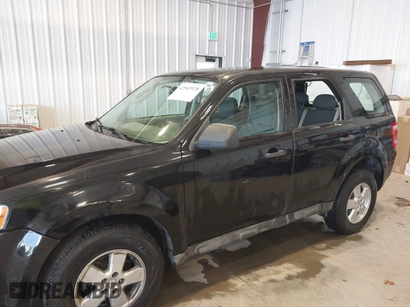 2009 Ford Escape XLS with VIN 1FMCU027X9KC99165, listed as a IAAI auction lot 42565928 with 179,177 mi miles and . Bid and sale history available at DreamBid. Image 6.