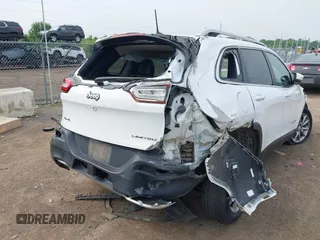 2018 Jeep Cherokee Limited с VIN 1C4PJMDB0JD598244, выставлен на аукционе IAAI как лот 42495342 с пробегом Не указан миль и . История ставок и продаж доступна на DreamBid. Изображение 18.