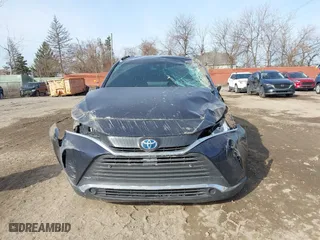 2022 Toyota Venza LE with VIN JTEAAAAH8NJ092936, listed as a IAAI auction lot 41759975 with 32,060 mi miles. Bid and sale history available at carsss.com. Image 12.