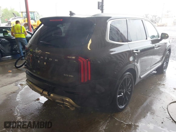 2021 Kia Telluride SX with VIN 5XYP5DHC6MG108631, listed as a IAAI auction lot 42080060 with 83,190 mi miles. Bid and sale history available at carsss.com. Image 4.