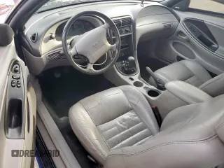 2001 Ford Mustang GT Deluxe z VIN 1FAFP42X41F139883, wystawiony jako Copart lot #50243745 z przebiegiem 142 545 mil mil oraz Szkoda całkowita • Salvage title. Historia ofert i sprzedaży dostępna na DreamBid. Obrazek 8.