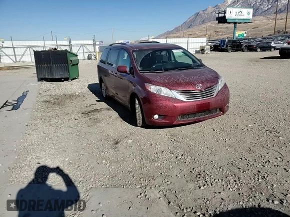 2016 Toyota Sienna XLE with VIN 5TDYK3DC9GS755500, listed as a Copart auction lot 42831485 with 60,890 mi miles and Salvage Title. Bid and sale history available at carsss.com. Image 12.