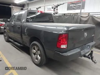 2019 Ram 1500 Tradesman z VIN 1C6RR7FG6KS625365, wystawiony jako IAAI lot #42163213 z przebiegiem 99 259 mil mil oraz . Historia ofert i sprzedaży dostępna na DreamBid. Obrazek 3.
