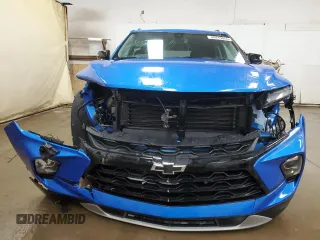 2024 Chevrolet Blazer LT с VIN 3GNKBDR44RS192617, выставлен на аукционе Copart как лот 44419055 с пробегом 8 726 миль миль и Списание • Salvage title. История ставок и продаж доступна на DreamBid. Изображение 5.