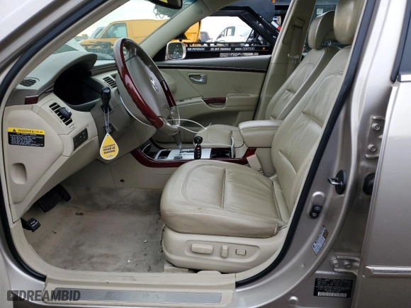 2007 Hyundai Azera SE with VIN KMHFC46F57A227589, listed as a Copart auction lot 68121904 with 105,724 mi miles and Salvage Title. Bid and sale history available at carsss.com. Image 7.