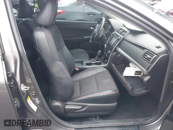 2017 Toyota Camry XLE with VIN 4T1BF1FKXHU454147, listed as a IAAI auction lot 41846039 with 105,471 mi miles. Bid and sale history available at carsss.com. Image 5.