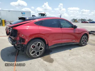 2024 Ford Mustang Mach-E GT с VIN 3FMTK4SX2RMA31037, выставлен на аукционе Copart как лот 56558025 с пробегом 6 833 миль миль и Списание • Salvage title. История ставок и продаж доступна на DreamBid. Изображение 3.