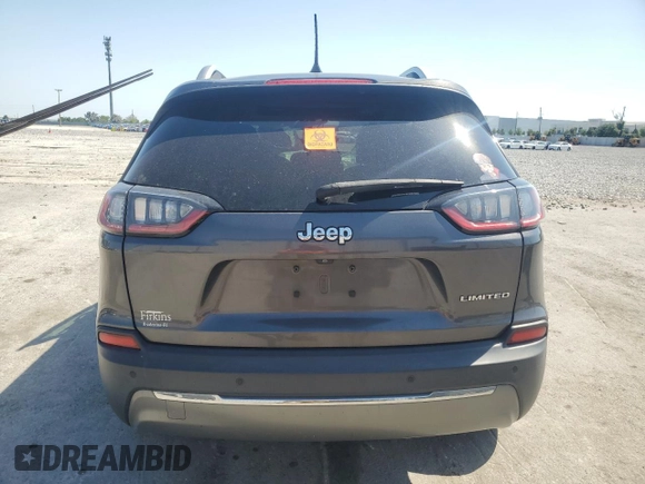 2020 Jeep Cherokee Limited z VIN 1C4PJLDB9LD557138, wystawiony jako Copart lot #57452705 z przebiegiem Nie podano mil oraz Nie do naprawy • Non repairable. Historia ofert i sprzedaży dostępna na DreamBid. Obrazek 6.